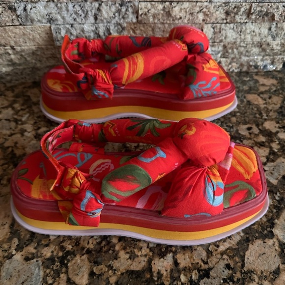 FARM Rio Fruit Print Puffy Platform Sandals - Picture 2 of 8